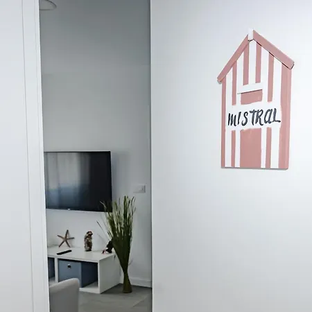Apartament Mistral By Mintaka Homes *